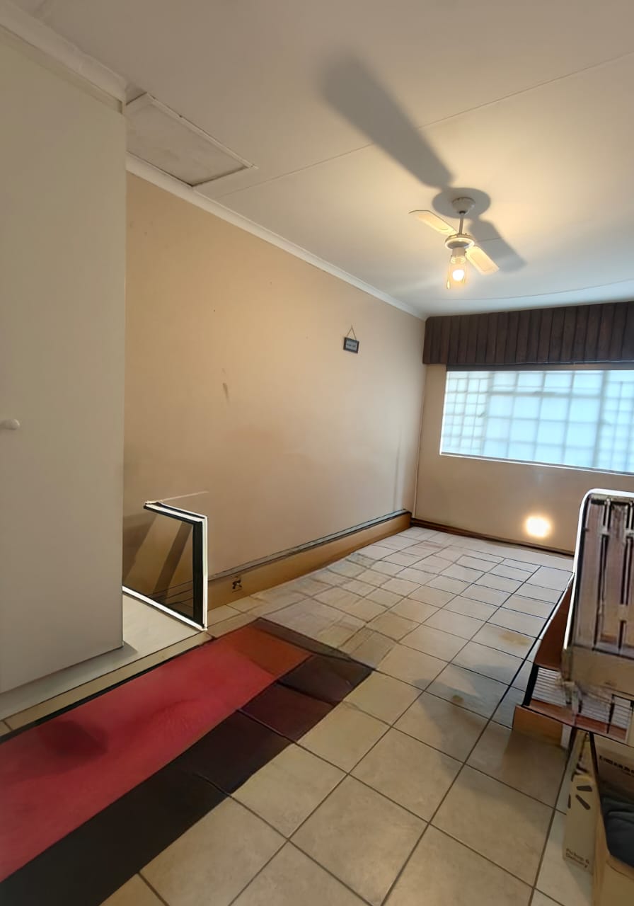 To Let 4 Bedroom Property for Rent in Vaalpark Free State